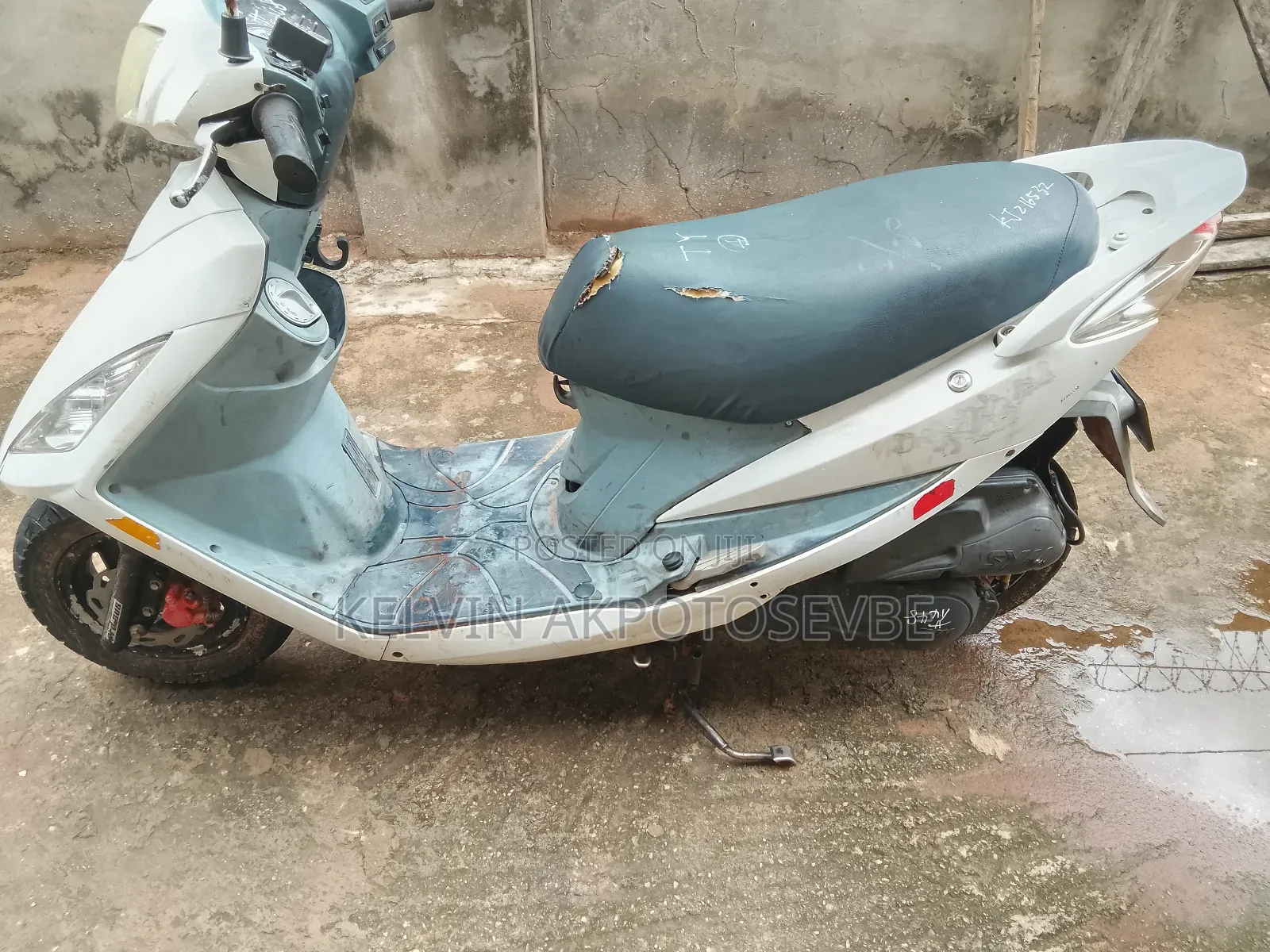 SYM Jet 2013 White