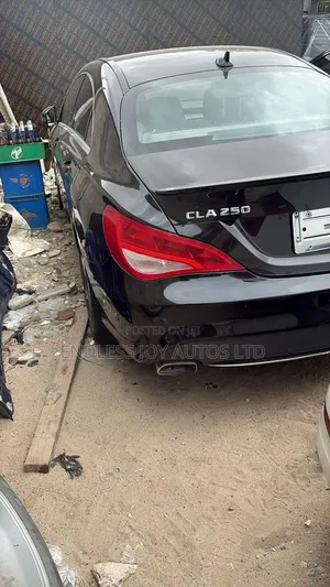Mercedes-Benz CLA-Class CLA 250 4MATIC Sedan 2014 Black