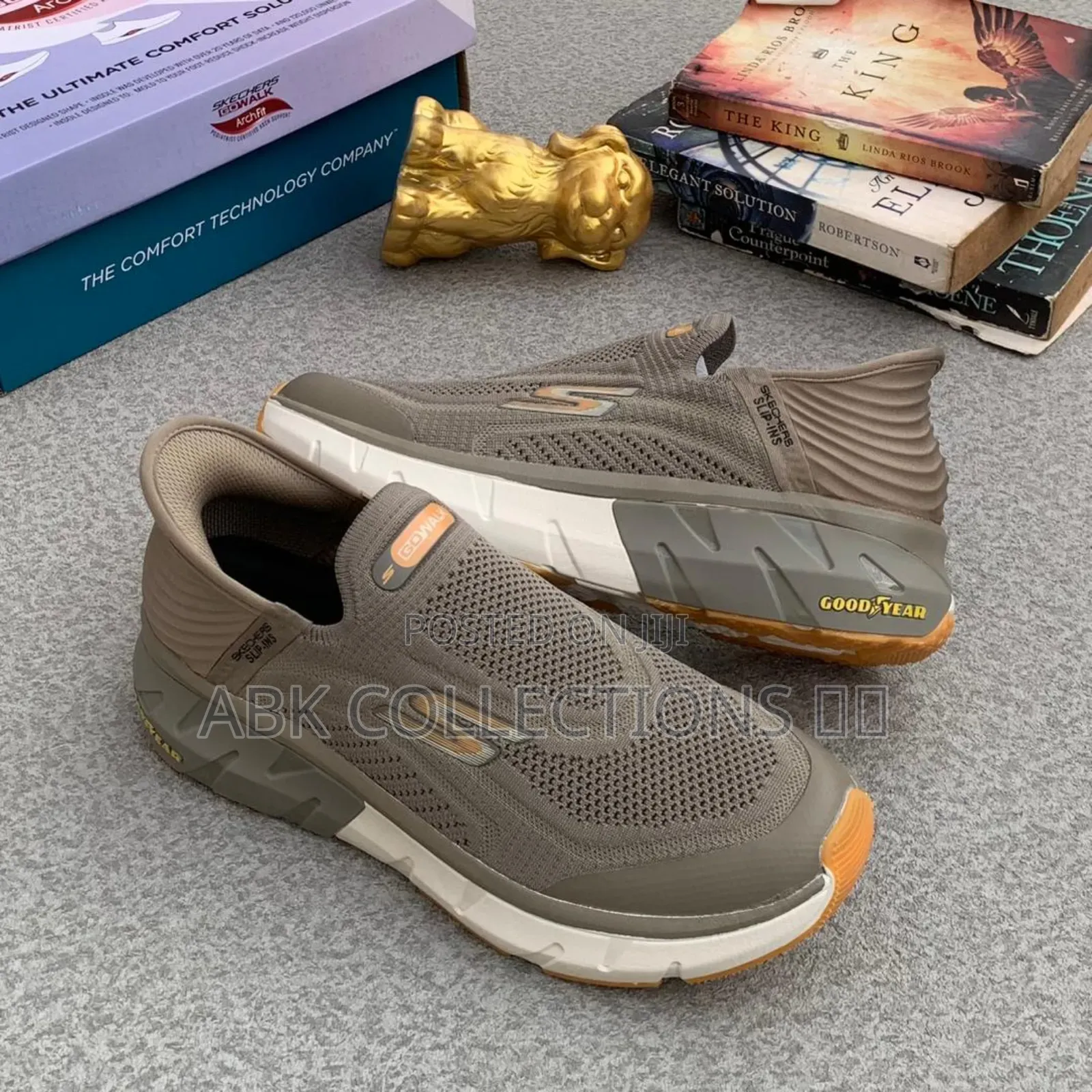 Men Sketchers Slip In