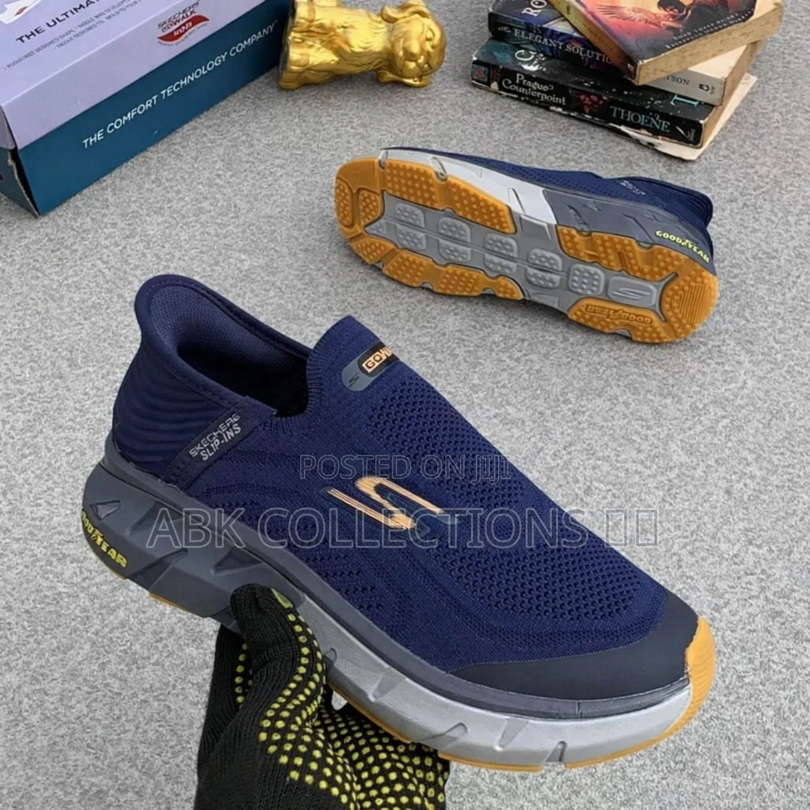 Men Sketchers Slip In