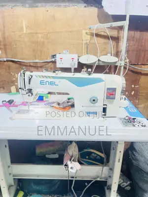 Industrial Sewing Machine