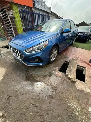 Hyundai Sonata Sport 2018 Blue