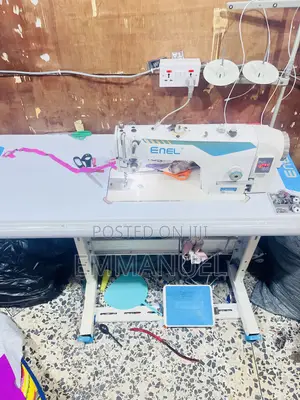 Industrial Sewing Machine