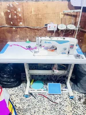 Industrial Sewing Machine