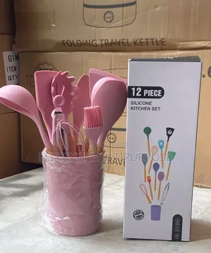 12 Piece Heat Resistant Non-Stick Silicone Kitchen Utensil Set