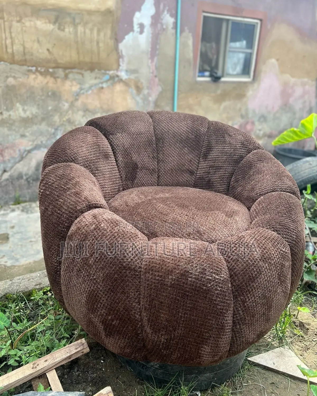 Single Semi Oval Sofa