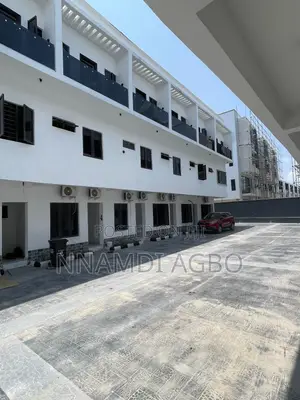 2bdrm Duplex in Lekki Phase 1 for rent