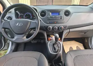 Hyundai Xcent 2020 Silver