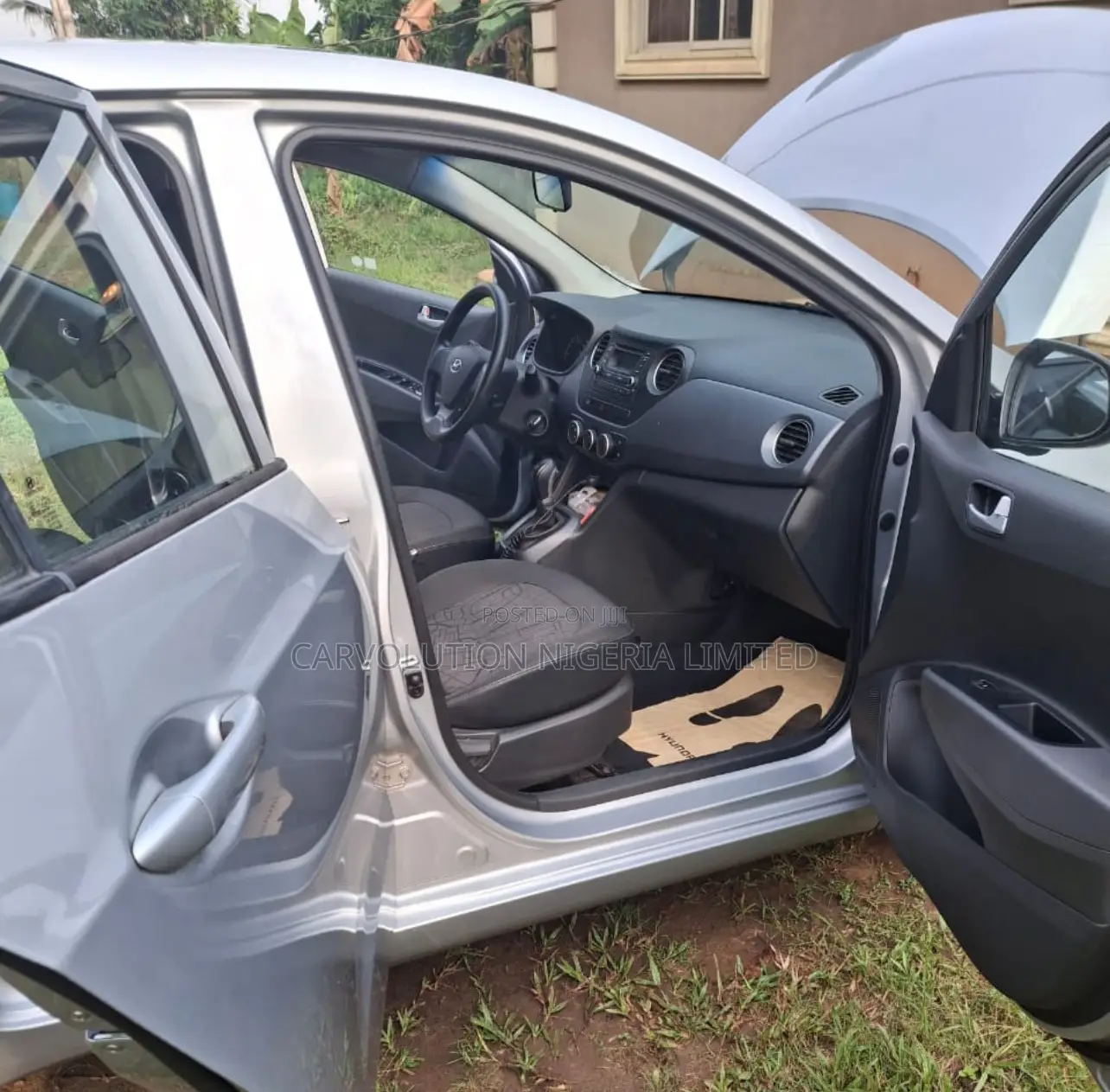 Hyundai Xcent 2020 Silver