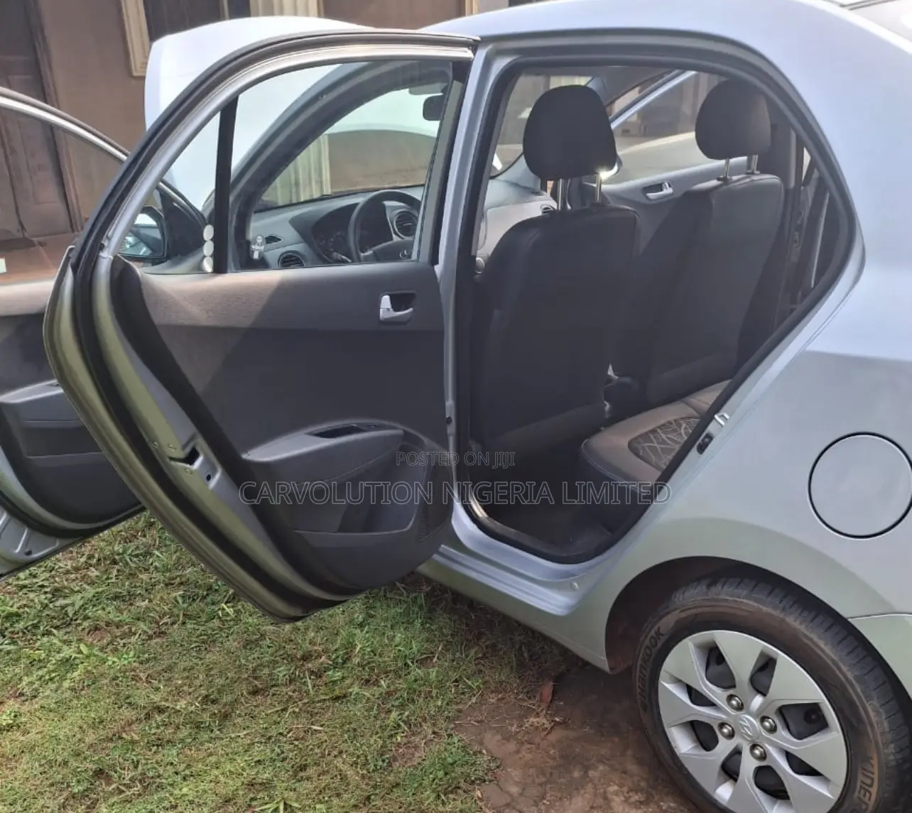 Hyundai Xcent 2020 Silver