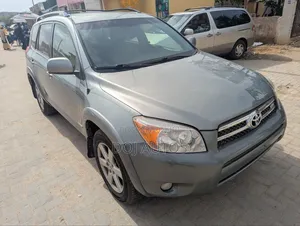 Toyota RAV4 2008 Green