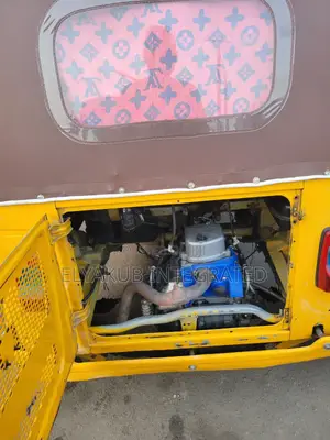 Tricycle 2018 Yellow