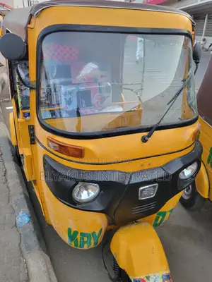 Tricycle 2018 Yellow