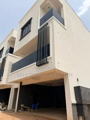 4bdrm Townhouse/Terrace in Guzape District for sale