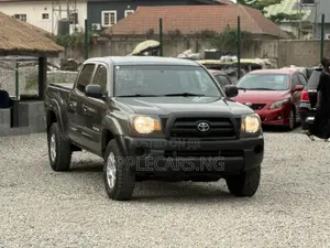 Toyota Tacoma Double Cab V6 2010 Gray