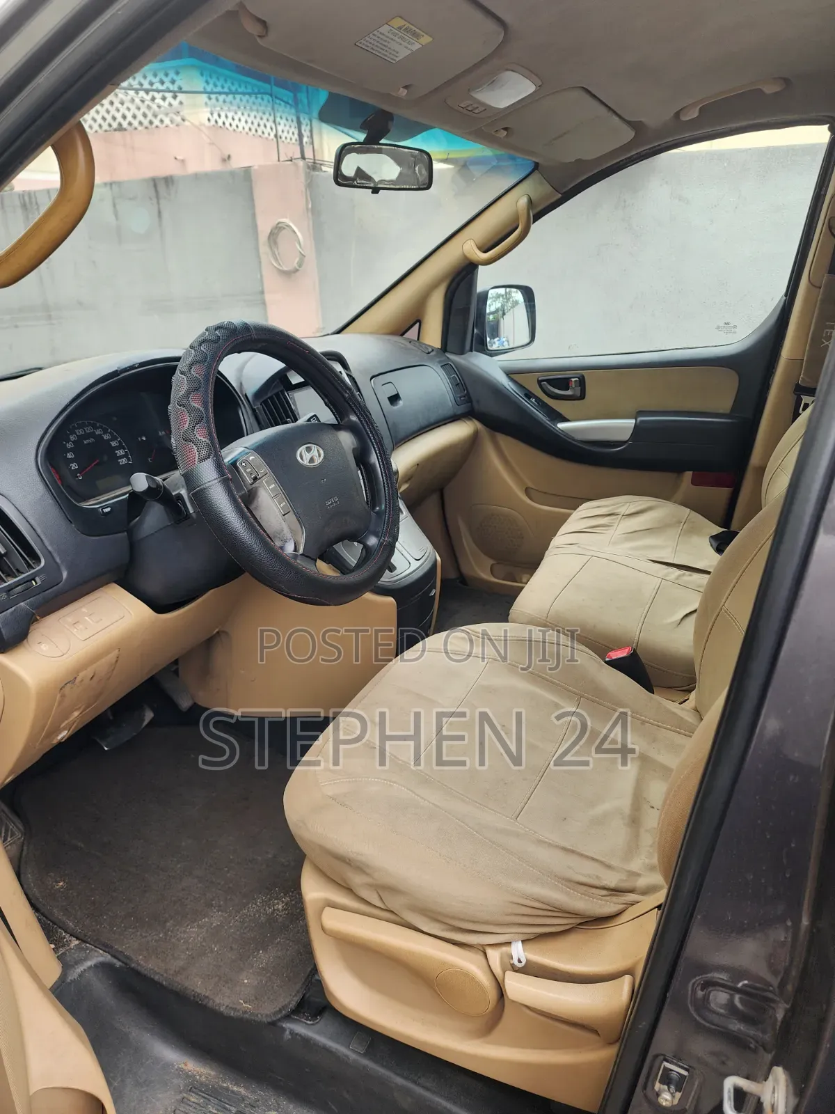 Hyundai H1 2.4 GLS 2012 Brown