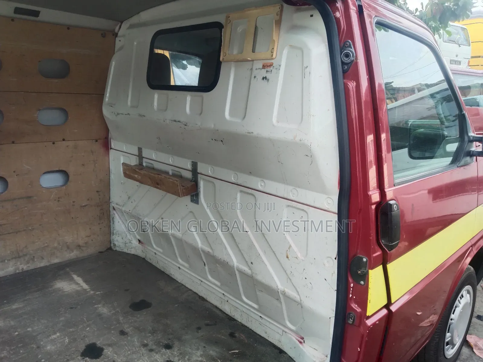 Volkswagen Transporter 2005 Red