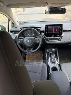 Toyota Corolla LE (1.8L 4cyl 2A) 2019
