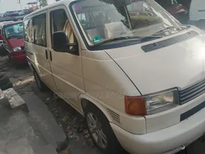 Volkswagen Transporter 2003 White