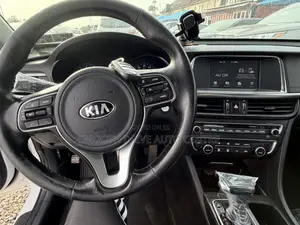 Kia Optima 2018 White