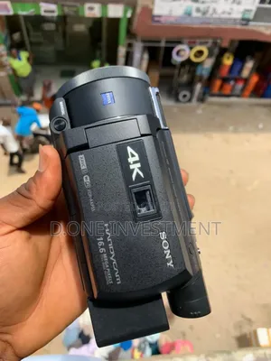 Sony FDR-Axp55 Uhd Handy Camcorder Built-in 64gb Internal Memory