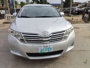 Toyota Venza V6 AWD 2011 Silver
