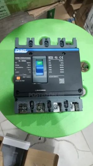 McCb Breaker 250amps Chint