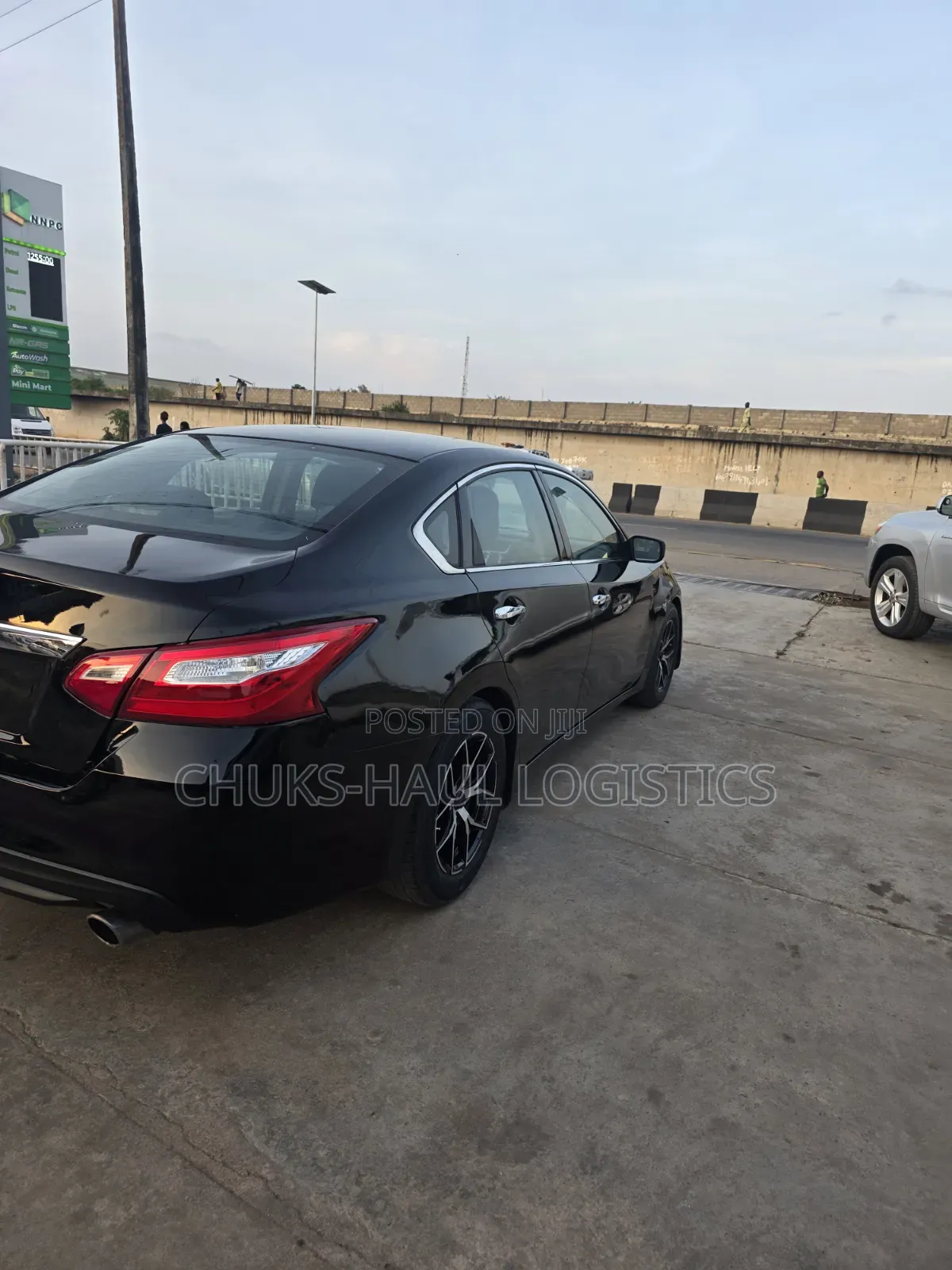 Nissan Altima 2.5 2016 Black