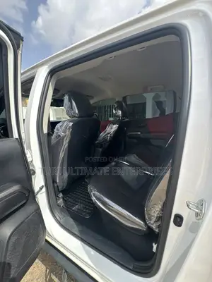 Toyota Tacoma SR 2021 White