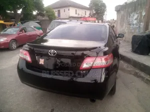 Toyota Camry LE 4dr Sedan (2.5L 4cyl 6AM) 2010 Black