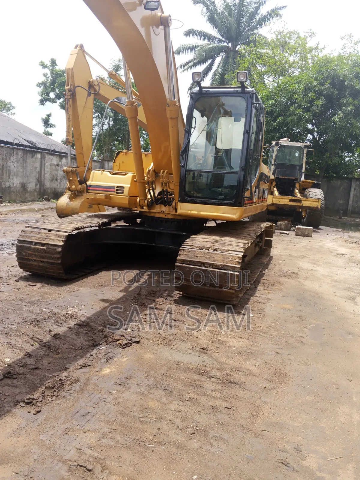 320bl Excavator