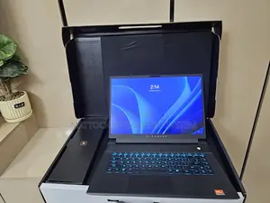 Laptop Dell 16GB AMD Ryzen 9 SSD 1T