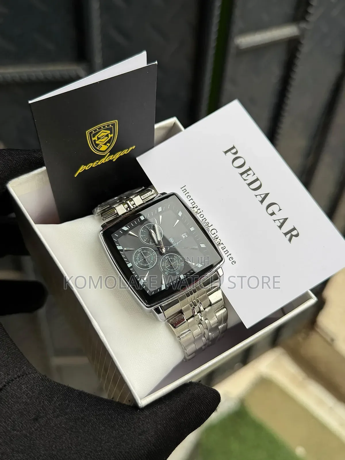 Poedagar Chronograph Square Design
