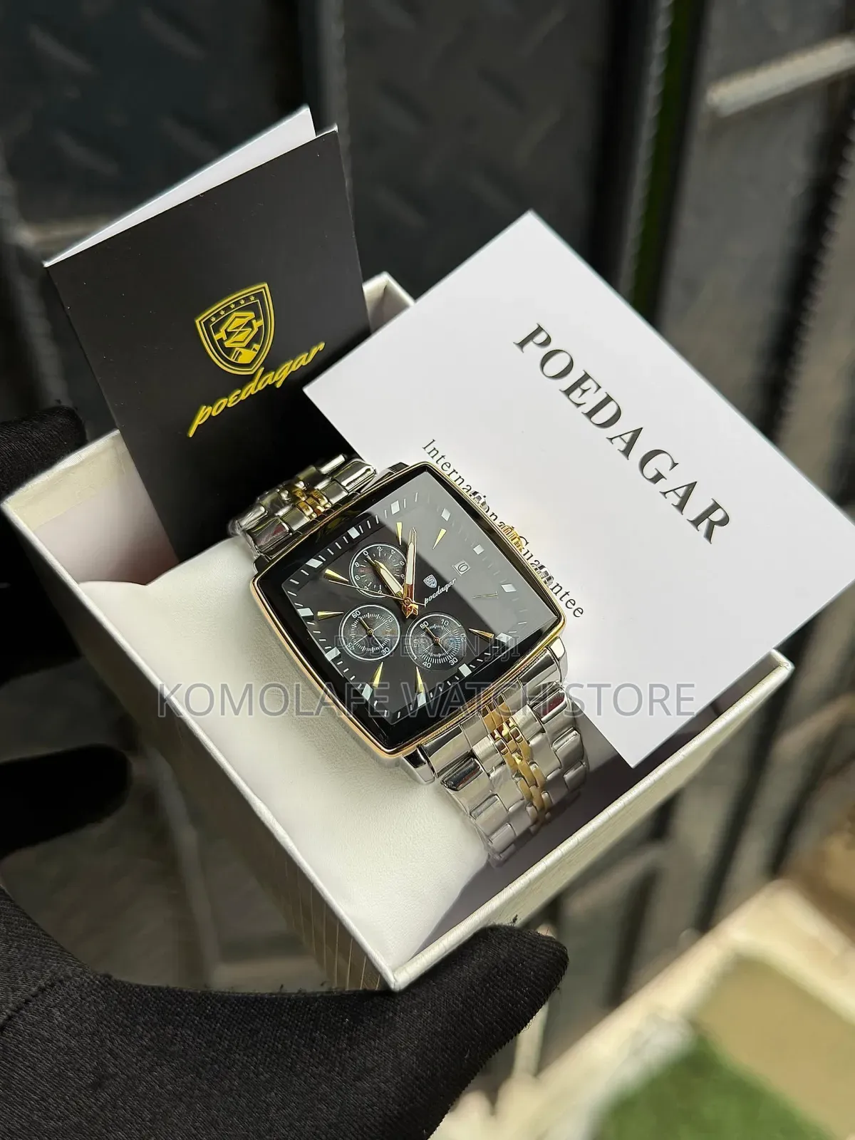 Poedagar Chronograph Square Design