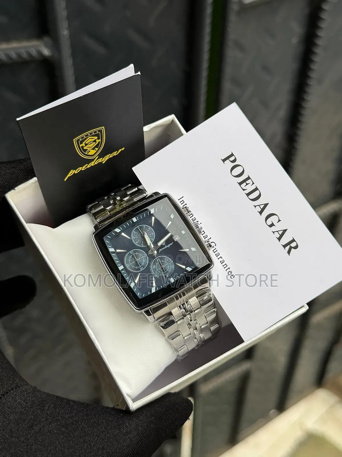 Poedagar Chronograph Square Design
