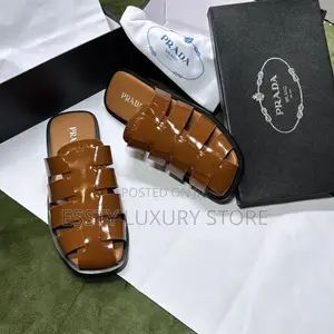 High Quality Luxury Prada Slide
