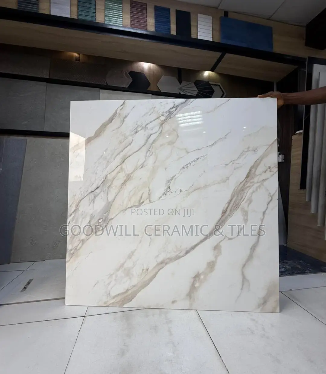 Vecchia 60x60cm Porcelain Glossy