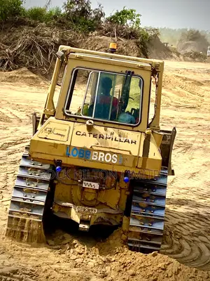 Cat D6 Dozer Hire