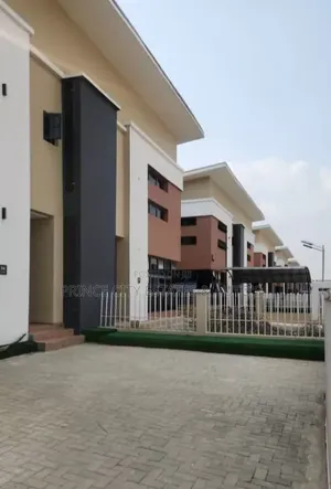 Furnished 4bdrm Duplex in Ogudu Gra for sale