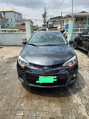 Toyota Corolla S 4dr Sedan (1.8L 4cyl CVT) 2014 Black