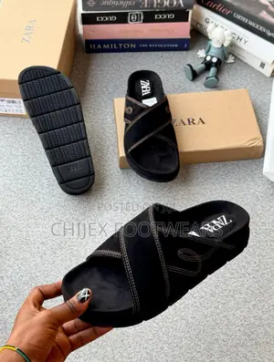 Zara Slides (Black)