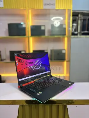 Laptop Asus ROG Strix G15 16GB AMD Ryzen 7 SSD 512GB