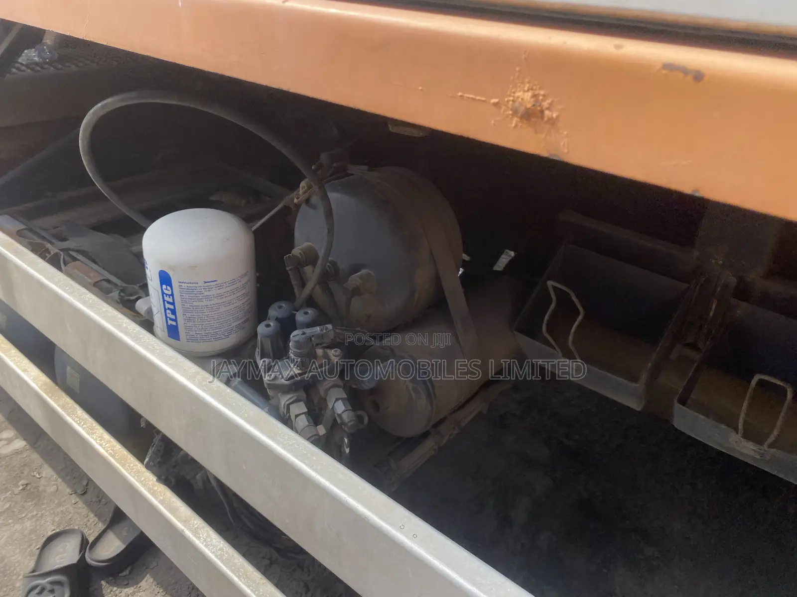Mercedes Benz Garbage Compactor