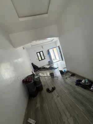 3bdrm Block of Flats in Aruogba Off Airport, Benin City for rent