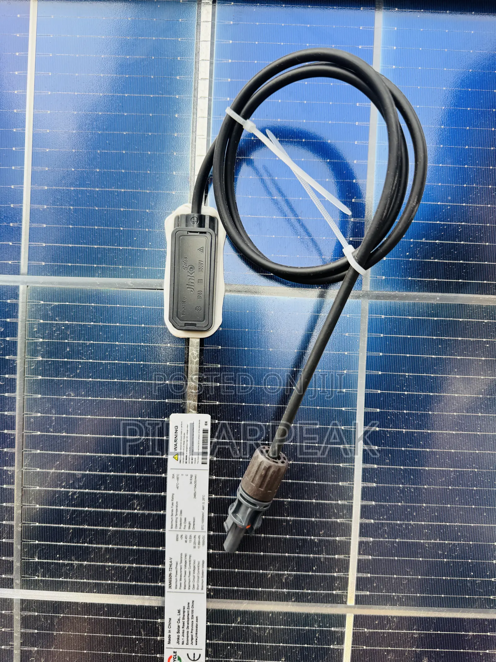 Original Jinko Panel 650w