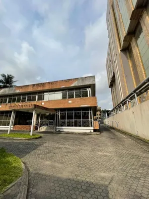 Massive Property for Restaurant