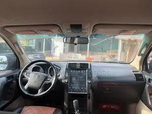 Toyota Land Cruiser Prado 2012 Black
