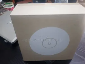 Ubiquiti U7 Long-Range Dual-Band Wi-Fi 7 Access Point