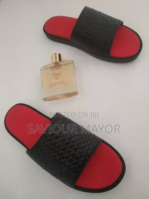 Men Red and Black Cover Slippers