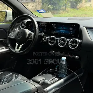 Mercedes-Benz GLA 250 2021 White